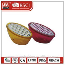 grater with container